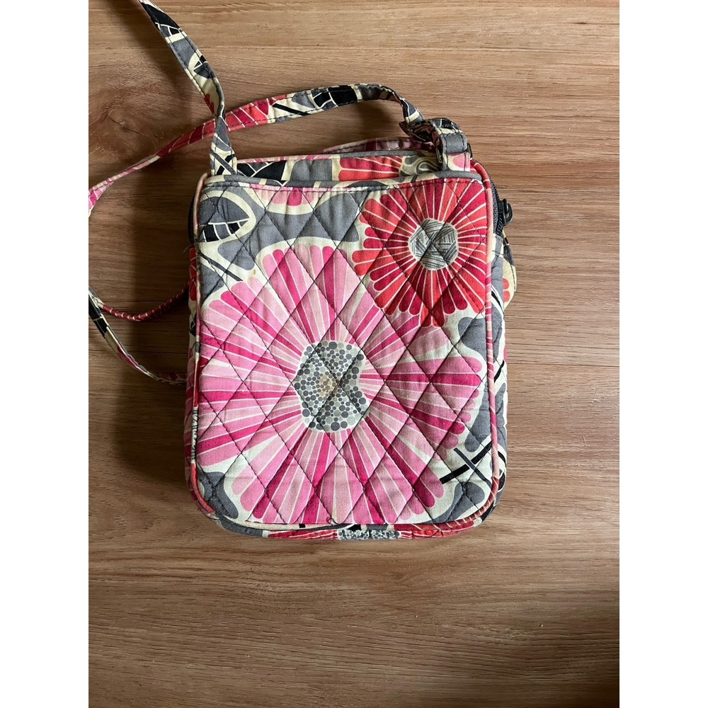 Vera Bradley‎ Cherry Blossom Women's Cross Body Bag Adjustable Straps Quilted - Picture 2 of 8